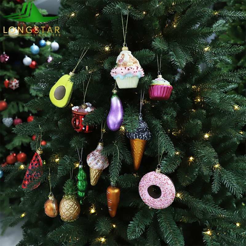 Custom Wholesale Exquisite Glass Christmas Hanging Ornaments for Xmas Tree Decorations 3