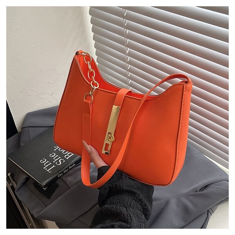 Women's PU Leather Shoulder Bag Fashion Solid Color Underarm Bag Casual Daily Handbag 3