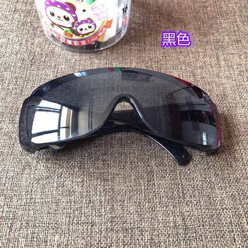 Transparent Colored Anti Scratch and Windproof Cycling Sunglasses for Men and Women Plastic Material 100pcs Party 3
